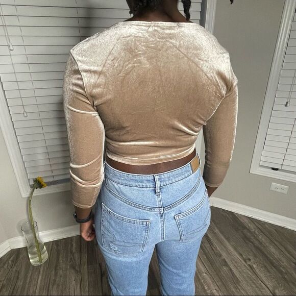 2/$30 FOREVER 21 Velvet Wrap Crop Top - Picture 7 of 10